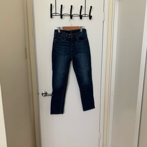 Banana Republic Girlfriend Jean